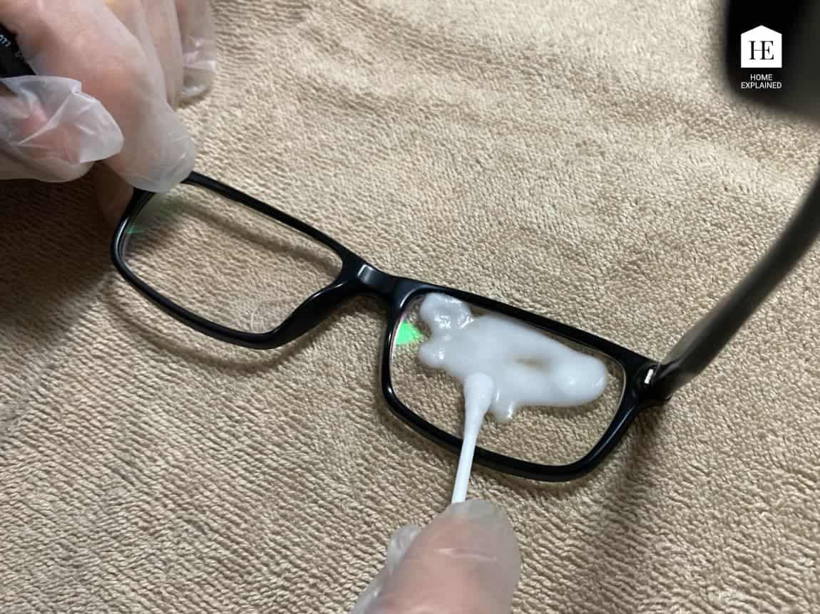 Removing an anti-reflective coating from plastic lenses - STEP 2.1