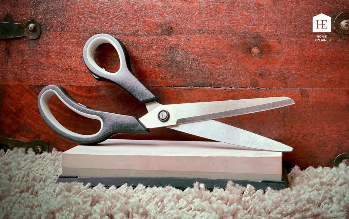 How to Sharpen Scissors