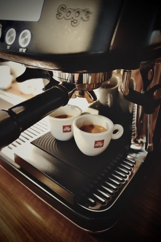 Breville Barista Pro Espresso Machine Review 2022